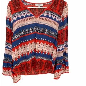 Umgee long sleeve top. Small